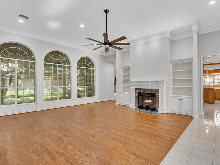 360 Highland Oaks Cir — Photo 7