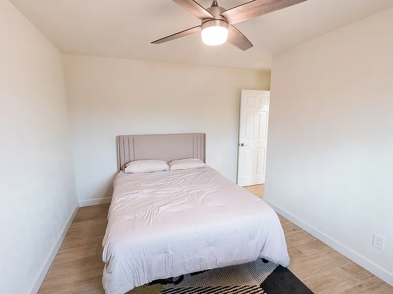 7244 E Coronado Rd — Photo 18