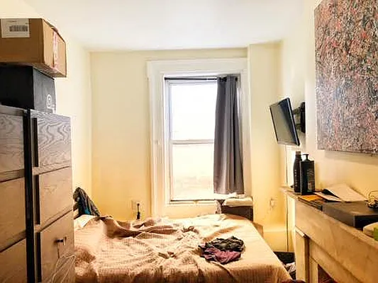 Rented by Friedman Roth Realty | media 36