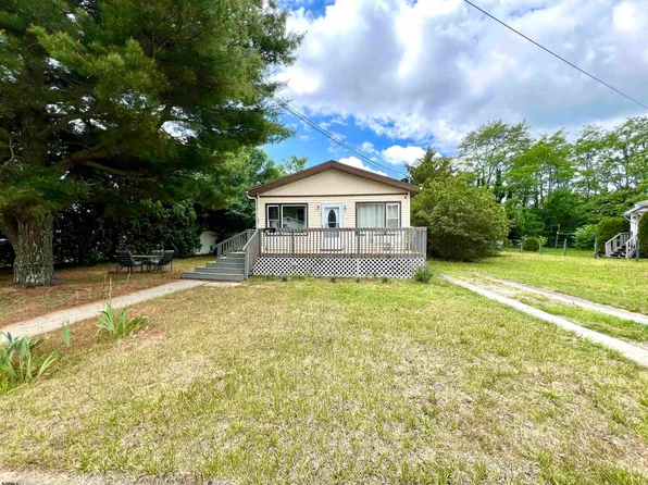 121 W Floral Ave, Pleasantville, NJ 08232