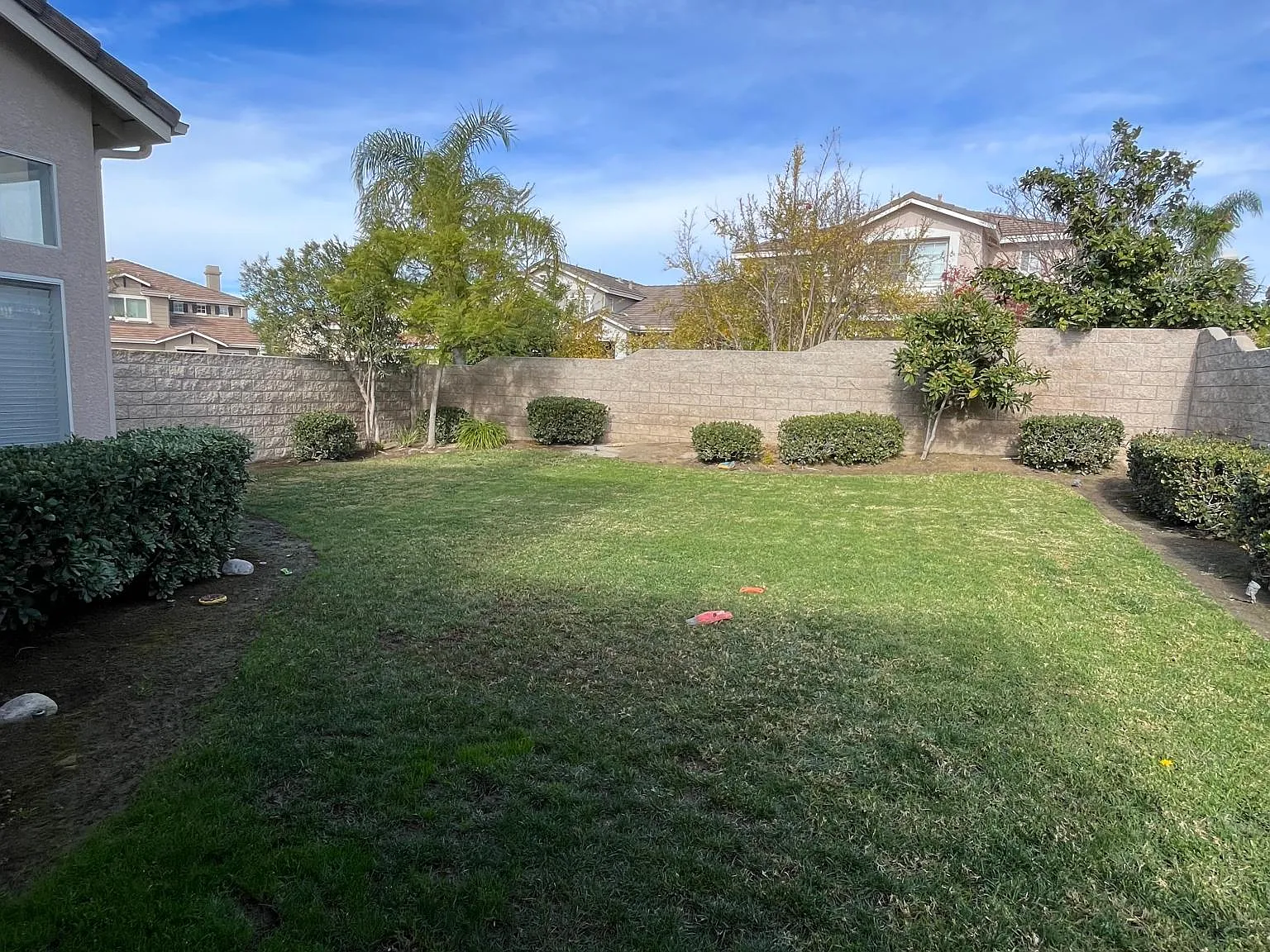 3 bed, 1587 sqft, $4,900 — Photo 2
