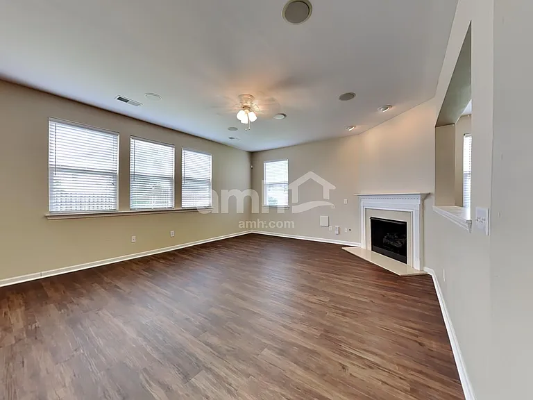 1306 Song Sparrow Way — Photo 9