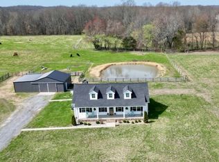1212 Smith Thompson Rd, Bethpage, TN 37022