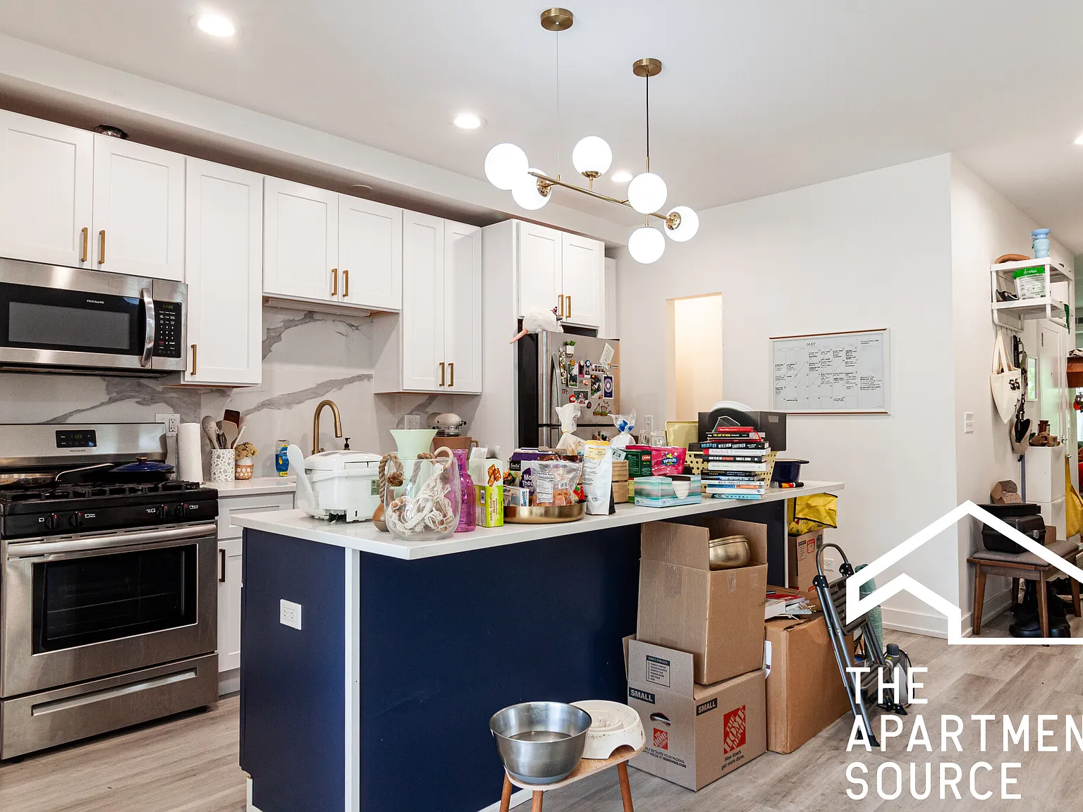 3 bed, 1325 sqft, $2,844 — Photo 2