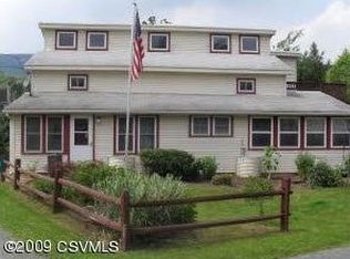 95 White Mountain Rd, Millmont, PA 17845