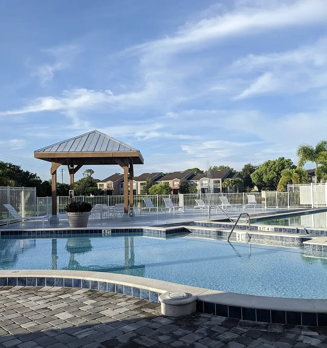 2 bed, 1000 sqft, $900 — Photo 2