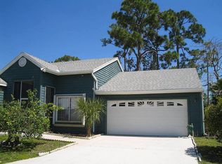 998 Song Sparrow Ln, Wellington, FL 33414