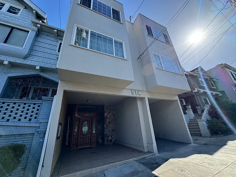 514 17th Ave #2 — Photo 3