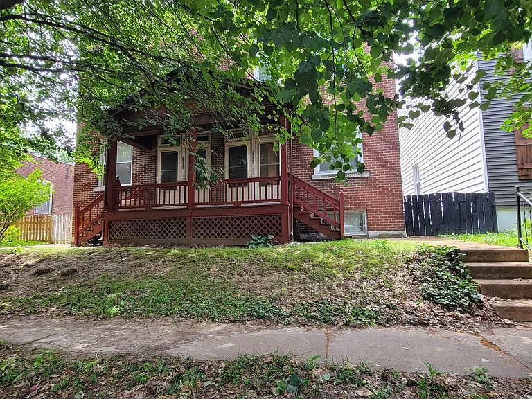 4666-4668 Rosa Ave — Photo 1