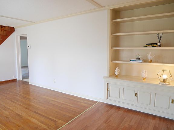 Living room with bookshelves