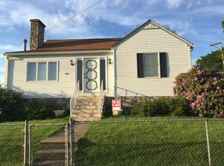 431 Pea Ridge Rd, Oak Hill, WV 25901