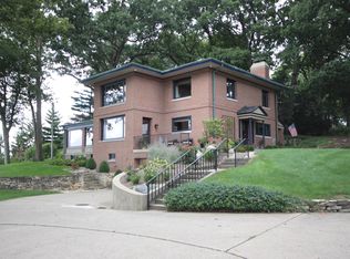 125 Southmoreland Pl, Decatur, IL 62521