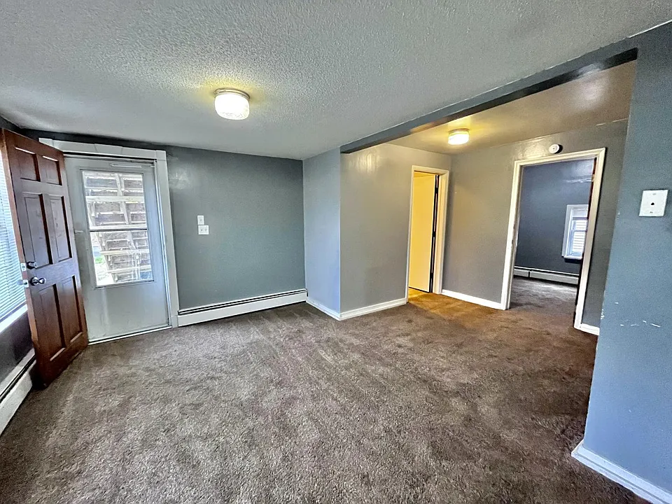 318 Sherman St #2