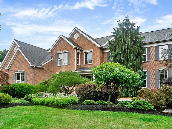 3rd image of 3678 Hancock Ln