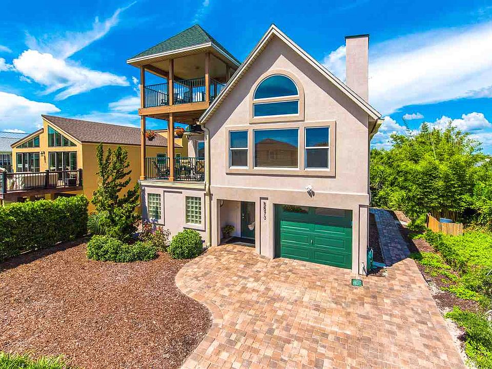 1st image of 5573 Pelican Way