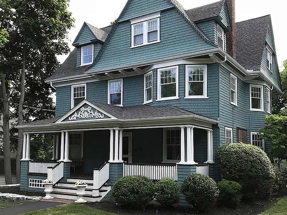 70 Sumner St