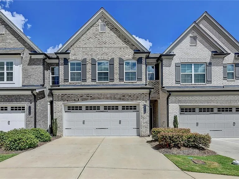 2408 Morgan Creek Rd — Photo 1