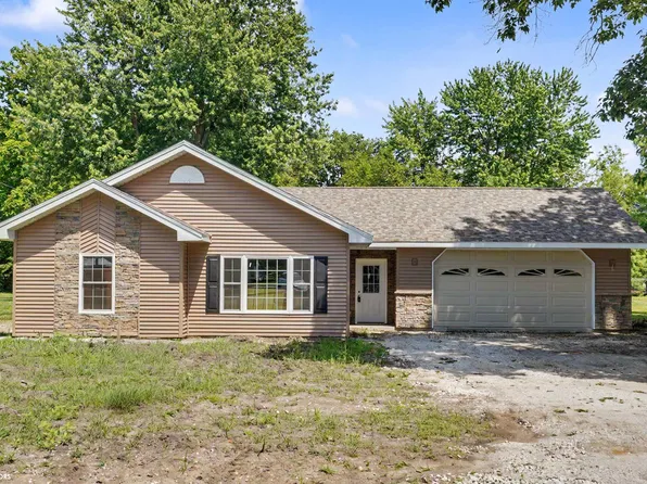 410 Marion St, Carthage, IL 62321