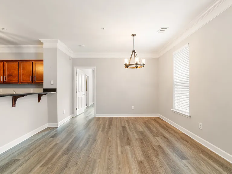 2310 Elliott Ave #109 — Photo 6