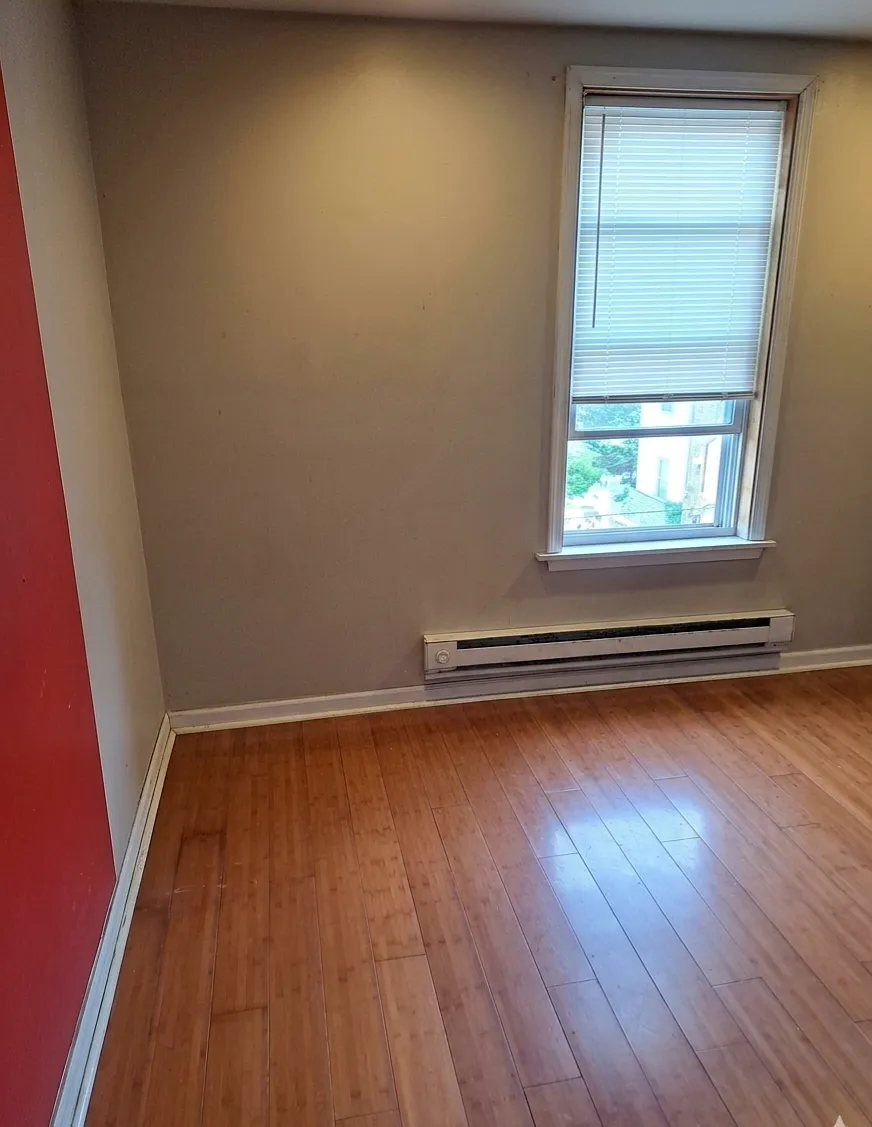 1824 W Montgomery Ave — Photo 3