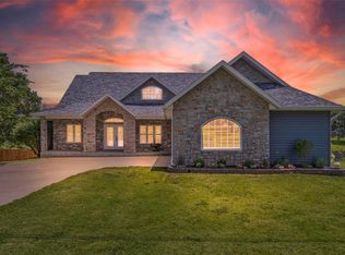 432 E Fremont Rd, Lebanon, MO 65536