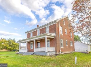 17927 Garden View Rd, Hagerstown, MD 21740