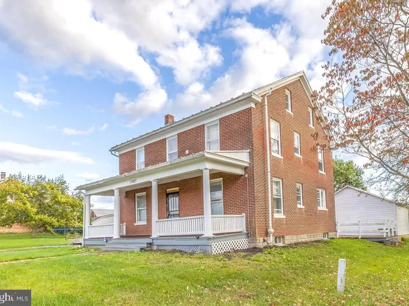17927 Garden View Rd, Hagerstown, MD 21740