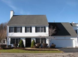 144 Clear Pond Dr, Walpole, MA 02081