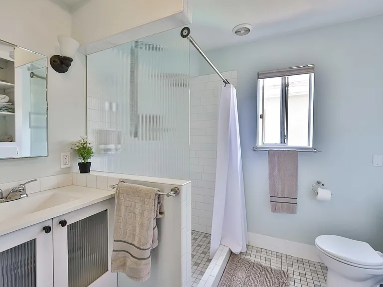 3270 Cedar St #A — Photo 13