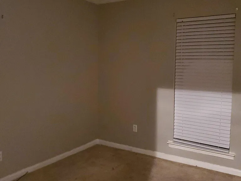 77 Country View Dr — Photo 3