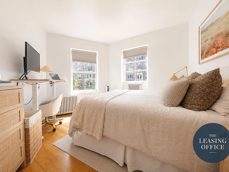 297 W 12th St #3A — Photo 5