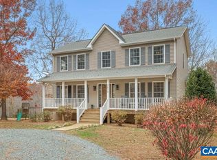 2615 Ducks Lake Rdg, Scottsville, VA 24590