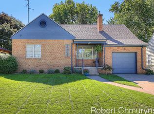 1106 Innes St NE, Grand Rapids, MI 49503