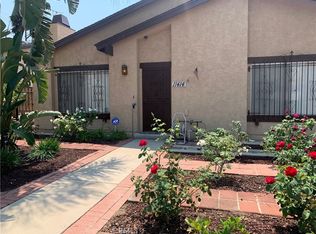 11414 Strathern St, North Hollywood, CA