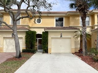 279 River Bluff Ln, Royal Palm Beach, FL 33411