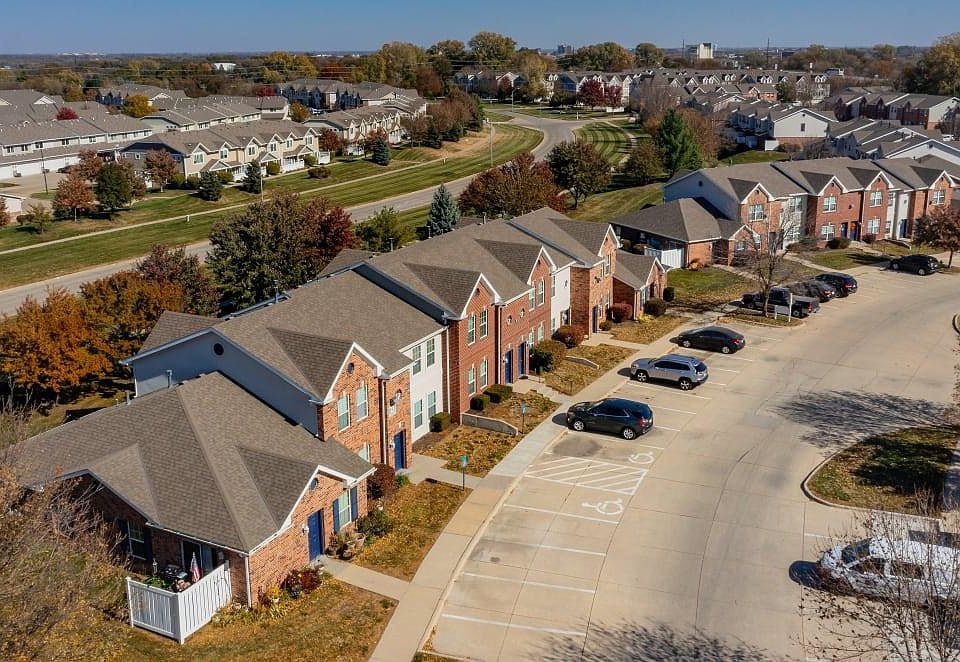Maple Grove Villas 8602 Westown Pkwy West Des Moines IA Zillow