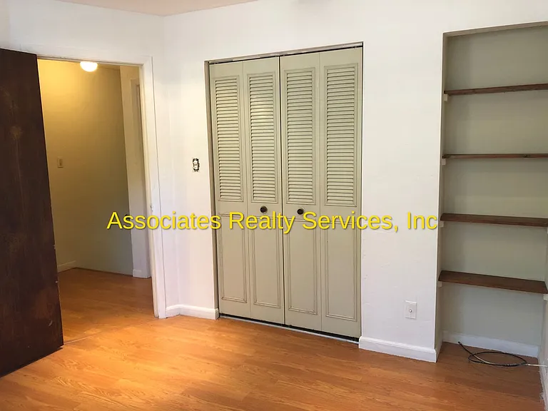 3625 SW 30th Ter — Photo 10