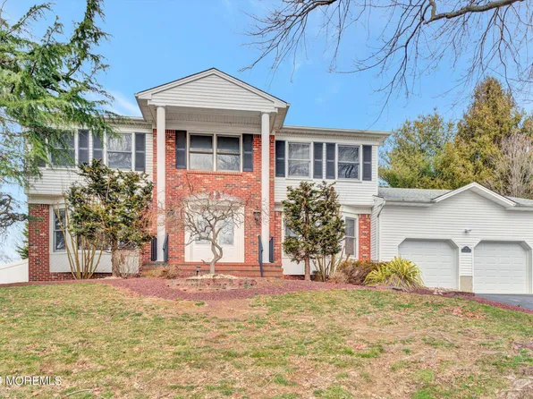 14 Carrie Drive, Marlboro, NJ 07746