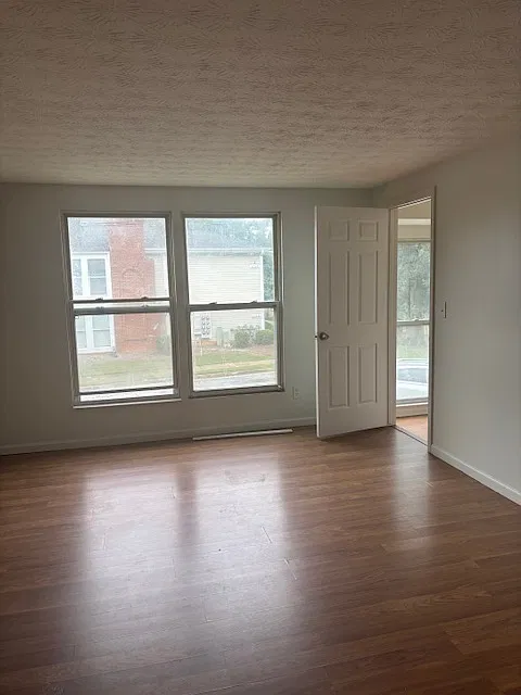 2 bed, 1248 sqft, $1,450 — Photo 4