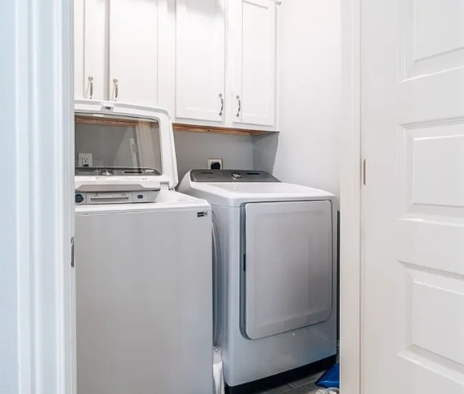 2306 SW Poppy St #1 — Photo 13