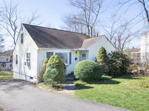 5 Amawalk Court, Ossining, NY 10562