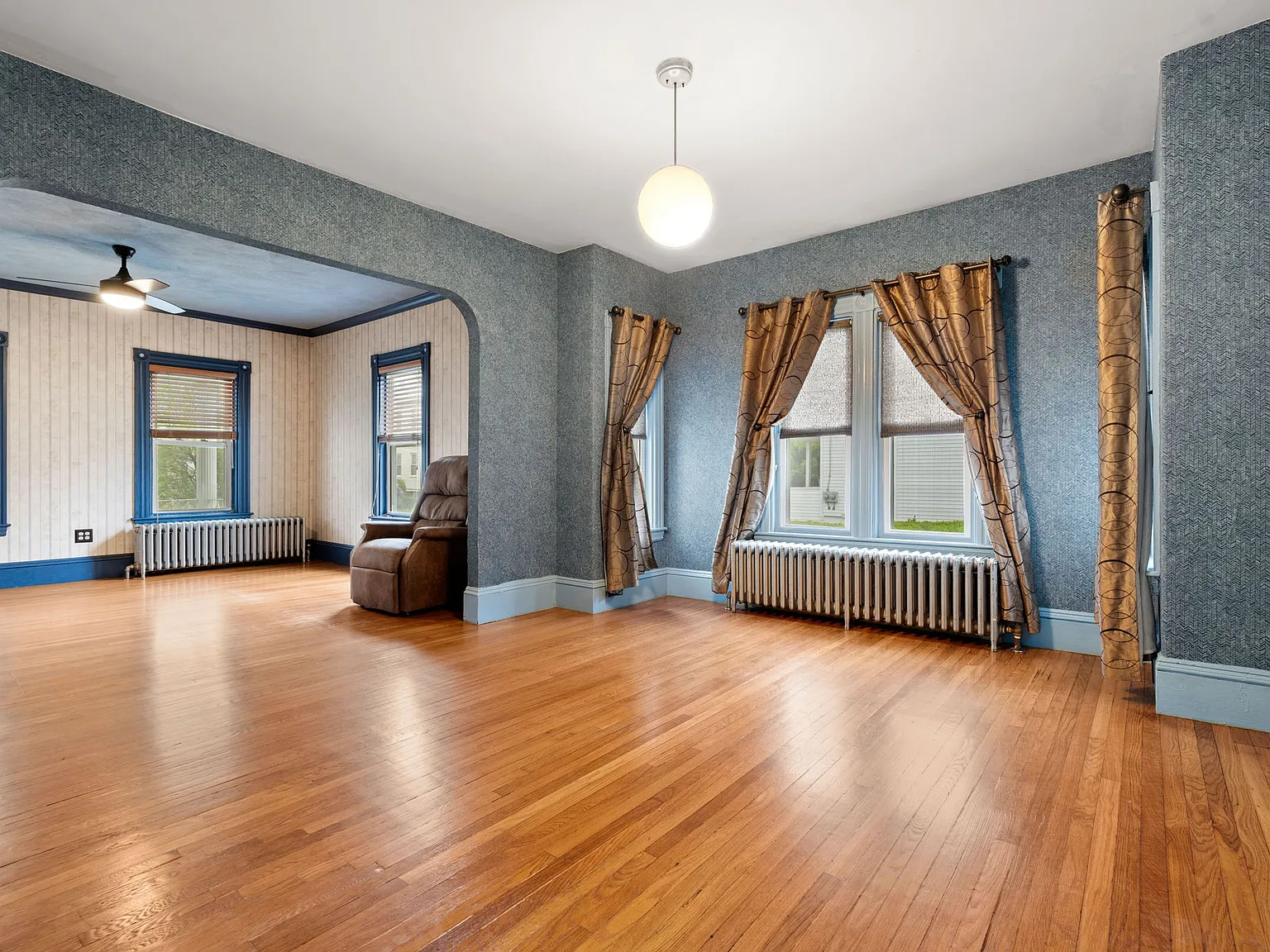 1 bed, 1000 sqft, $2,100 — Photo 4
