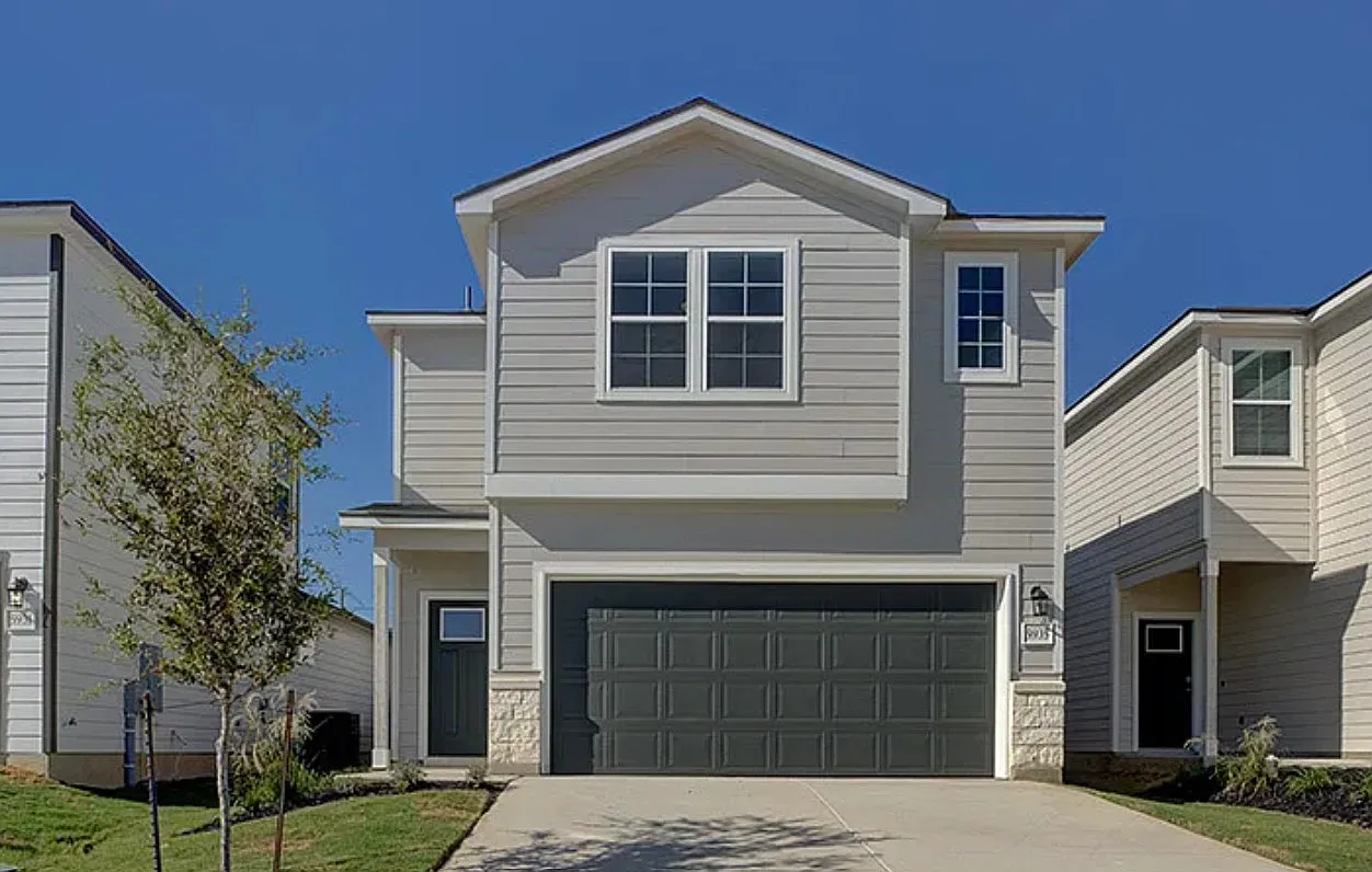 3 bed, 2.5 bath, 1417 sqft, $1,895 — Photo 1