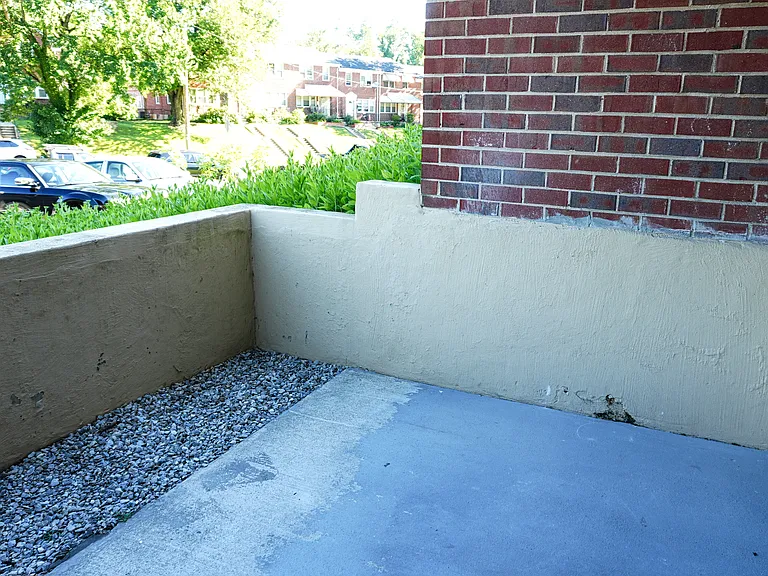 Edmondson Park Apartments — Photo 30