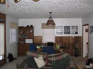 463 Thelma Ave, Xenia, OH 45385