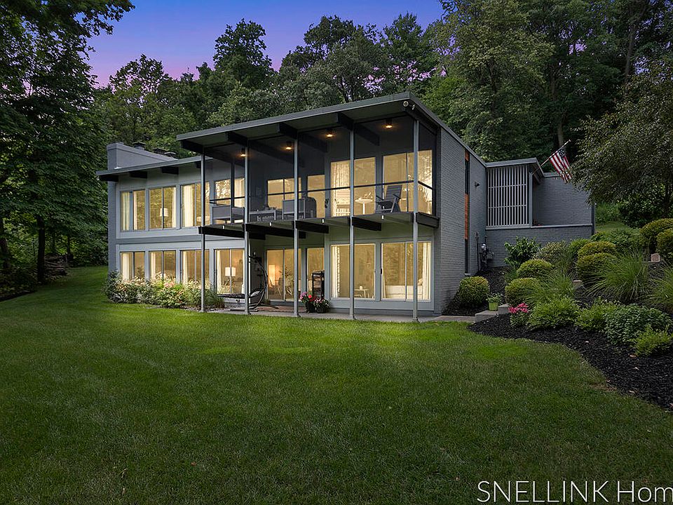 3239 Springbrook Dr NW, Grand Rapids, MI 49544 Zillow