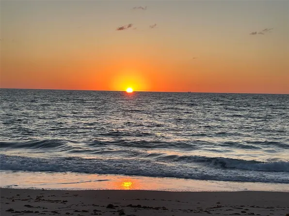 1450 N Riverside Drive #208, Pompano Beach, FL 33062