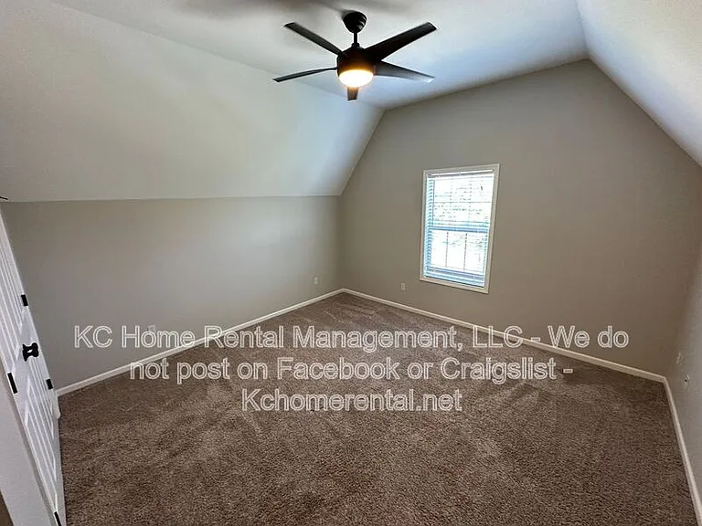 8608 W 165th Pl — Photo 22