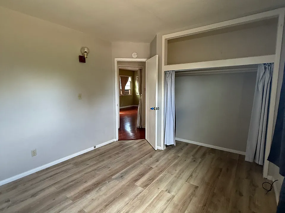1247 Tobias Dr