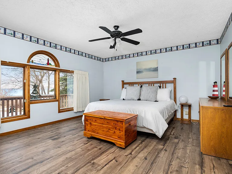 9402 S West Bay Shore Dr — Photo 31